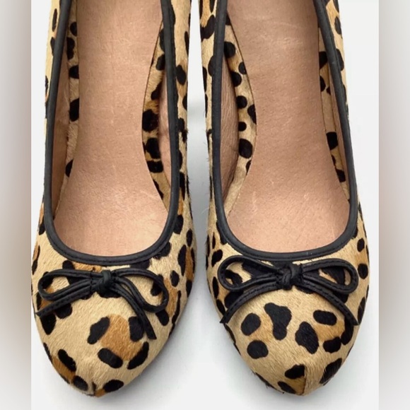 TopShop  Size 8  EUC Cheetah Printed Leather Ponytail High Heel Shoes (0411) - Picture 2 of 7